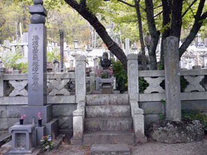 武田勝頼の墓