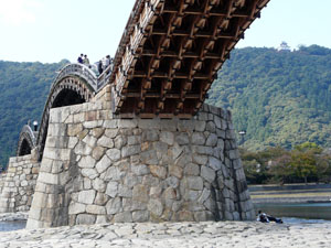 日本100名城と篤姫を訪ねる旅in岩国