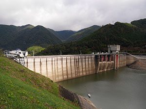 永源寺ダム