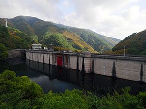 石手川ダム