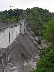 台ダム