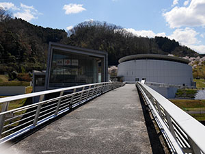 きんき道の駅　スプリングスひよし