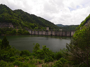 阿多岐ダム