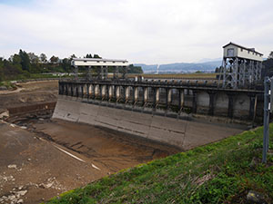 浅河原調整池ダム