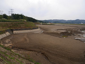 山本調整池ダム