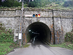 湯尾トンネル