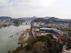 名勝木曽川　愛知県犬山市