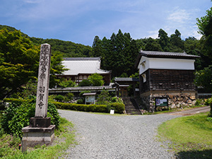 羽賀寺本堂　福井県小浜市