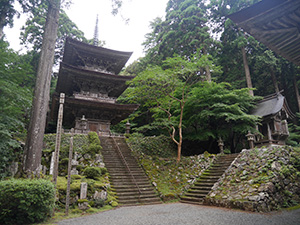 明通寺三重塔　福井県小浜市
