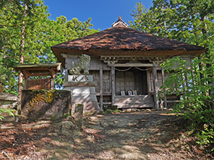 松苧神社本殿　新潟県十日町市