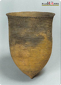 隆起線文土器　あおもり縄文カード２６１