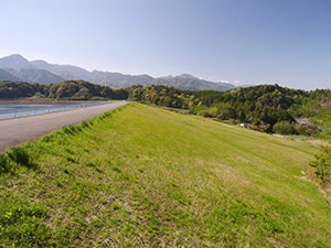 菰野調整池　ダム印